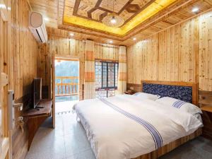 Laoyashan Homestay (Zhangjiajie National Forest Park Branch)