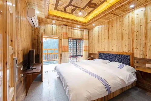 Laoyashan Homestay (Zhangjiajie National Forest Park Branch)
