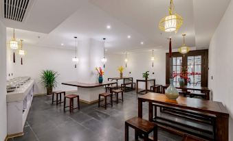 Aixinchao Theme New Chinese Hotel(Chunxi road store)