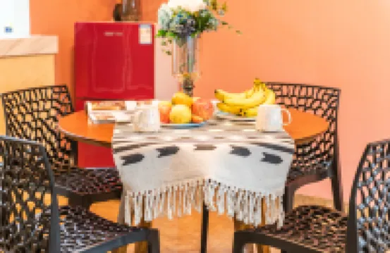 Jingjiang Chunshe Apartment (Guilin Railway Station Branch)