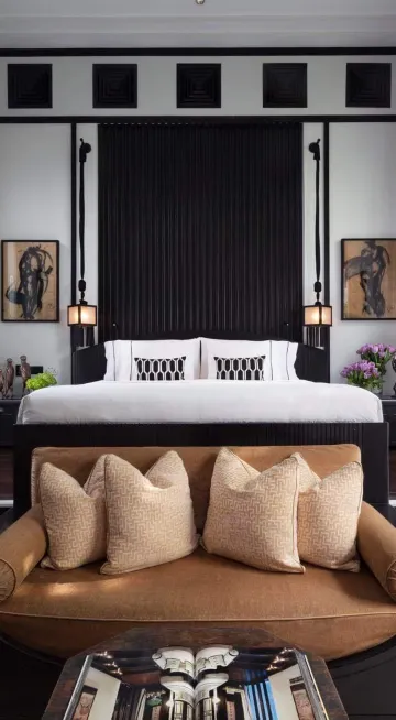 วิลล่าสระว่ายน้ำในสนามหญ้า