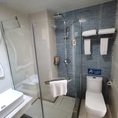 Shehong Yuetu Business Hotel