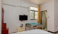 Ezhou Fenghuangyuan Hotel Hoteller i Liangzihu District