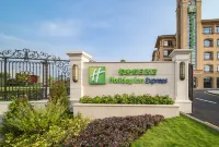 Holiday Inn Express  Guangzhou Panyu Các khách sạn ở Quảng Châu