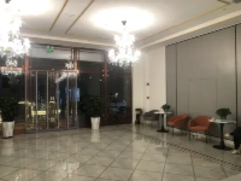 Keyou Zhongqi Fenglin Evening Hotel Hotels in Mittleres Horqin-Banner des Rechten Flügels