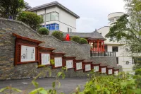 YangMing Hotel Hotels in Chongyi