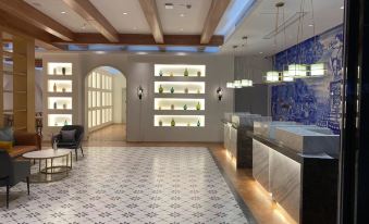 Europa Mediterranean Hotel (Guiyang East High-speed Railway Station Plaza)