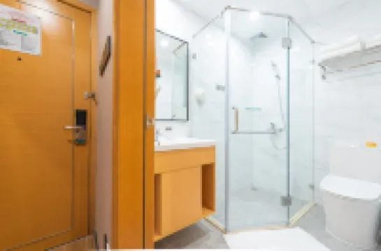 佳寧娜大飯店（佛山祖廟地鐵站嶺南新天地店）