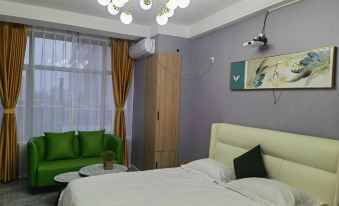 Nuolu Cinema Apartment (Tangshan Wuyue Square Branch)