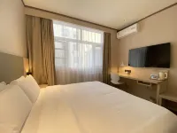 HanTing Hotel (Zhengzhou Huayuan Road Grand Emporium) Hotel a Zhengzhou