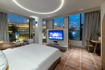 和舍庭院(江南西鳳凰新村地鐵站店) 信義會館附近的飯店