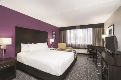La Quinta Inn & Suites by Wyndham Plantation at SW 6th St Hôtels à : Lauderhill