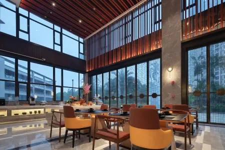 Vienna International Hotel（Ding'an Riguangfeng Yulin Branch） Отели рядом с достопримечательностью «Ding'an Station»