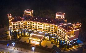 JUNLIN.CRESCENT BAY HOTEL