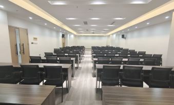 Jinan Xiyue Hotel (Zhangqiu Harmonious Plaza Branch)