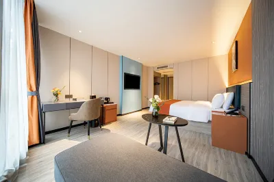 Hao Li Hotel (Fountain Pool Subway Station Minsheng Road Food Street) Hotel a 