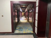 Pinglu Yuebanwan Business Hotel Hotel di Pinglu