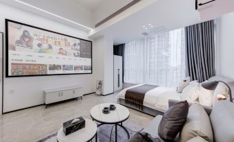 Flower Hotel