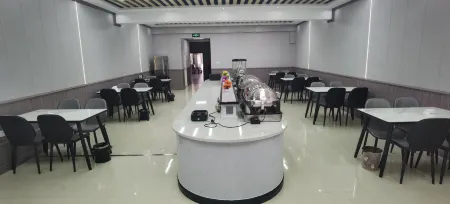 huansha hotel Отели рядом со станцией Станция Байянь