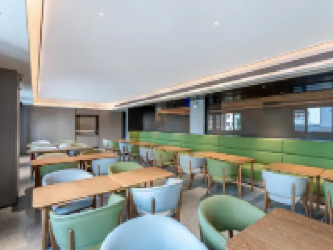 JI Hotel (Qujing Qiling District Cuifeng East Road） Hotels in Qujing