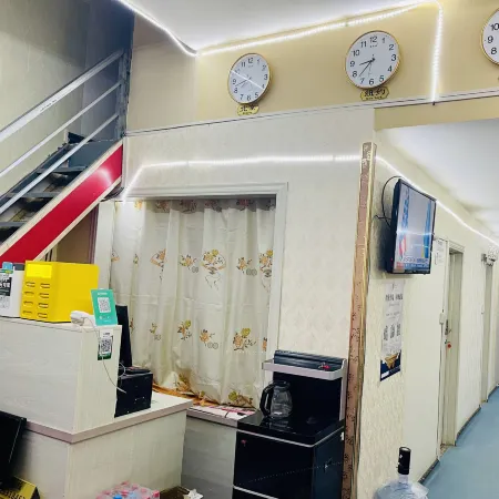 Mingming Yanli Accommodation Department (Yan'an Railway Station Branch)