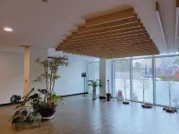 Chungchoho Best Hotel - 4-Star