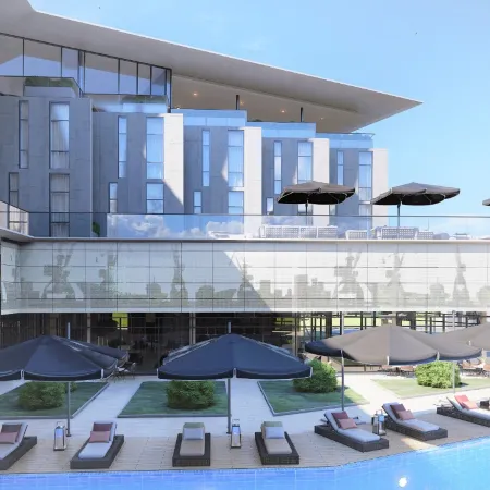 Alisa Hotel Tema