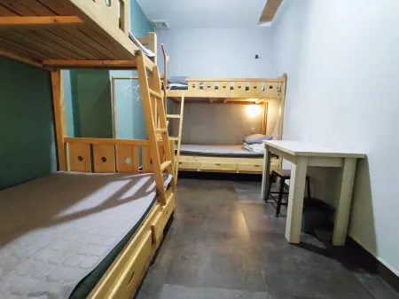 Kunming Elegant Restaurant Youth Yashe