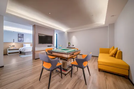 Yeste International Hotel (Nanning Wantailong Jinkai Road Subway Station)