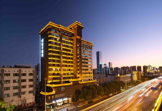 桔子酒店（三一大道四方坪地铁站店）外景图