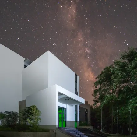Tinglan Homestay (Baicaoyuan Forest Park Store)