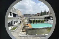 龔禧裡·禧見飯店（昆明火車站萬象城店） - 游泳池