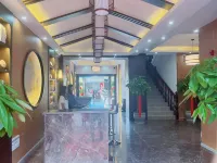 Lancang Yaliang Hotel
