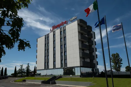 Hampton by Hilton Rome North Fiano Romano Отели в г. Монтополи-ди-Сабина