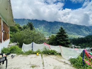 Gul - by The Dreamers. Luxury Homestay on Top of Old Manali