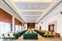 Xinglun International Seaview Holiday Apartment (Shanwei Poly Jinluwan Branch)