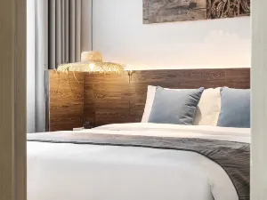 Hotel MoMc Jiuhuashan
