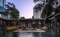 Manshuiju private villa hot spring resort Hotels in Century City area