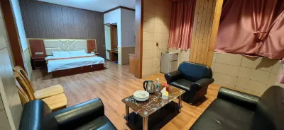Y J Hotel Hotel in zona Dongxing Passenger Transport Terminal