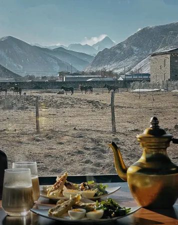 Zangbo Jingshe B&B (Kangding Xinduqiao Branch) Отели рядом с достопримечательностью «Miles Corridor»