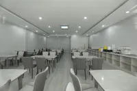 Dongying Rujia Yihe Hotel (Xisan Road Lehuocheng Shopping Plaza)