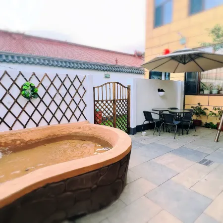 Longhua Lefu Elegant Restaurant Hot Spring Homestay