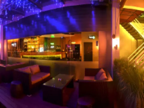 LA Hotel Tawau タワウのホテル