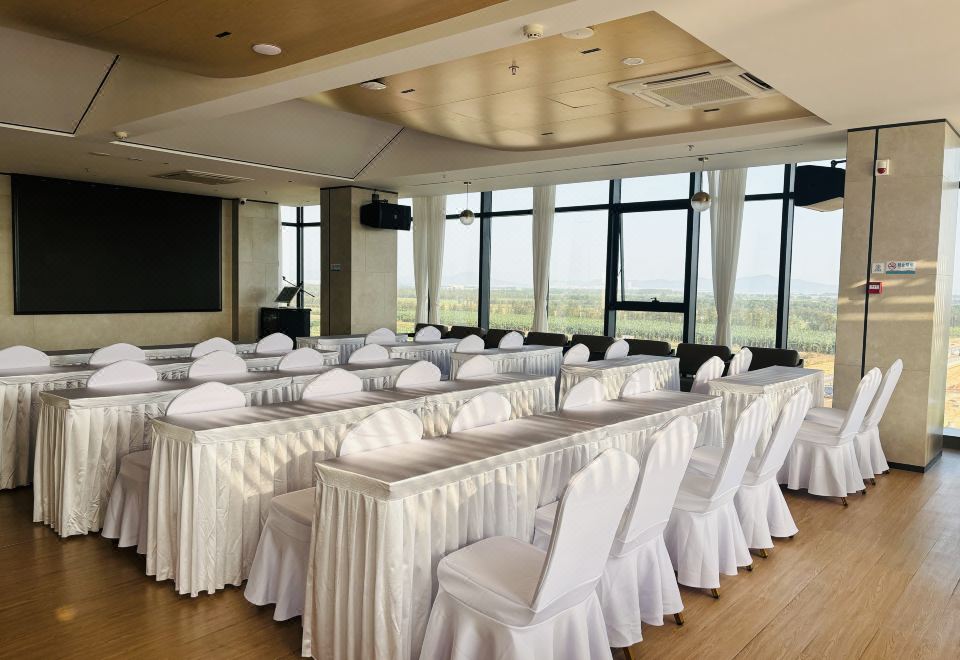 3. 장먼 위취엔 후..