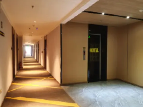 IU飯店（臨汾迎春南街店）