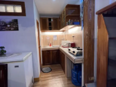 Jmcl Residences タクロバンのホテル