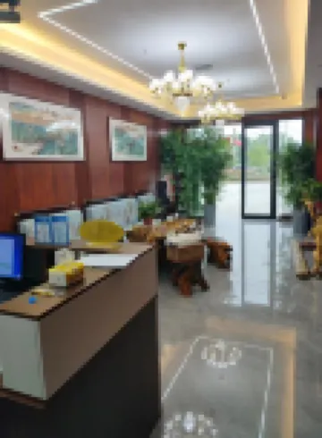 Xixia Lanyun Business Hotel (Nanyang Vocational College)