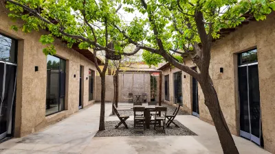 Zhongwei Mr.Dong's Homestay Các khách sạn gần Xingulou Building