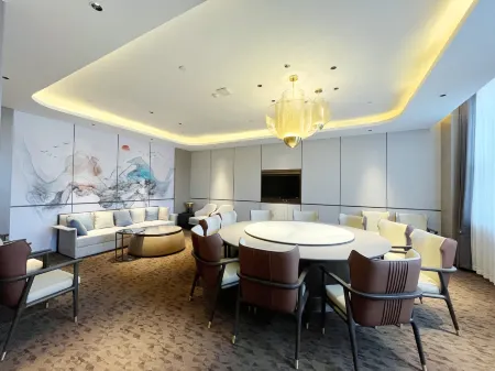 Holiday Villa Hotel & Suites, Weihai, Shandong, P.R.C