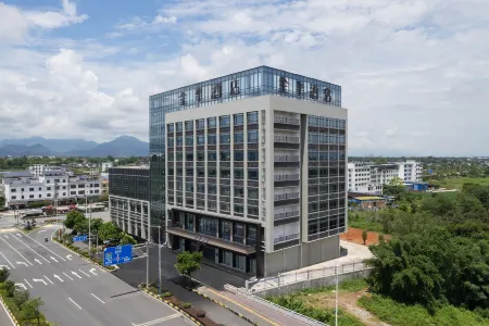 JI Hotel (Nanxiong Station)